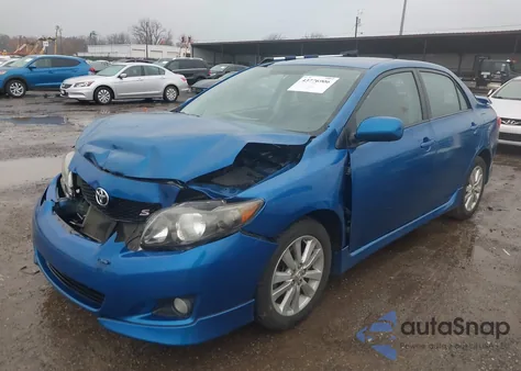 2010 Toyota Corolla S z USA, uszkodzony, nr VIN 2T1BU4EE2AC373556